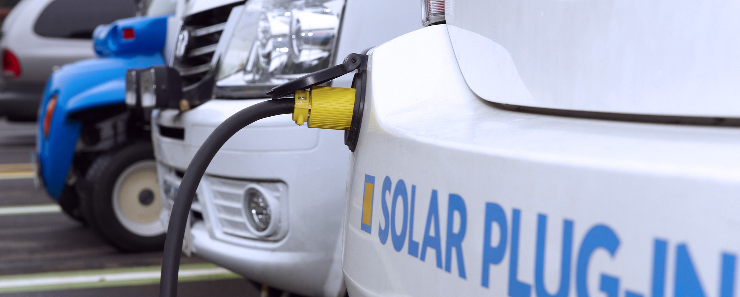 Solar power cars recharging