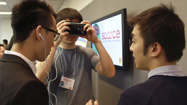 Students try out virtual reality headset at SOURCE
