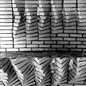  Brick TWIST Brick Wall Competition - 1-hour Assembly Challenge Materials: Modular Cored + Solid Brick - Scale: 1:1 Team: Fabiola Vazquez + Itzel Villafranca + Sergio Elizondo CoA TTU 2016