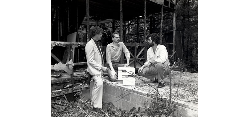 NYIT Professor Michael Schwarting (far left) has guided NYIT students in the reconstruction of Aluminaire House as a class assignment.