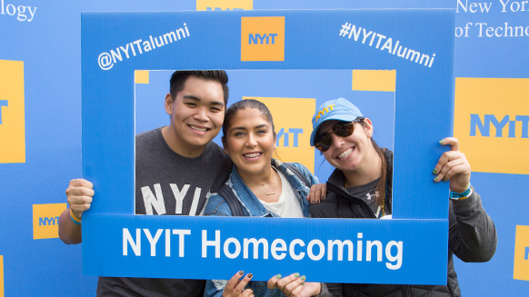 NYIT alumni at homecoming event