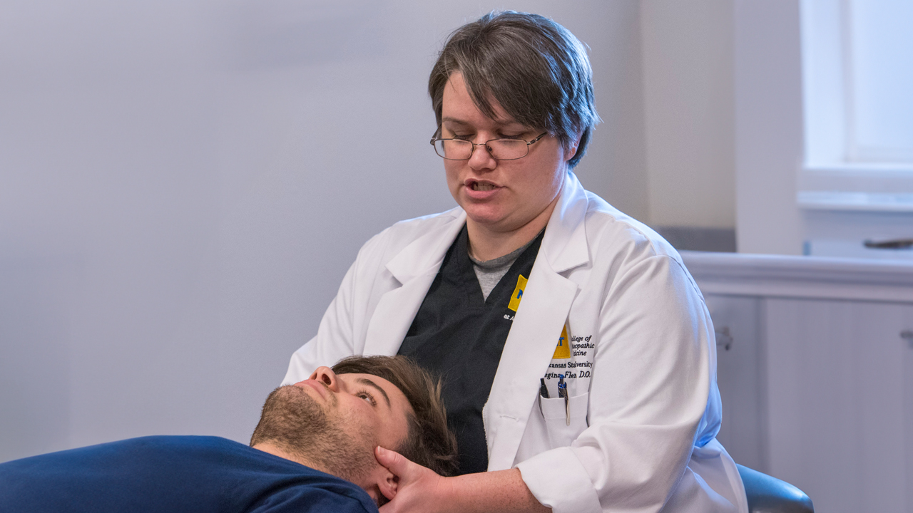 Assistant professor Regina Fleming, D.O., will work with a team of NYITCOM-Arkansas students to replicate migraine-like symptoms in rats and then apply OMT to relieve the rodents’ symptoms.