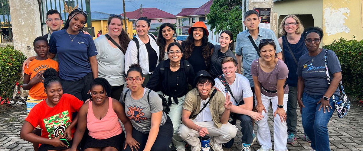 Group of students in Ghana