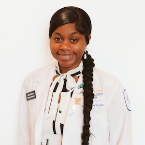 Zariyae Moore