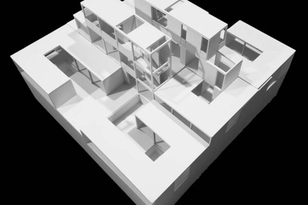 Architectural model photo of a large building.