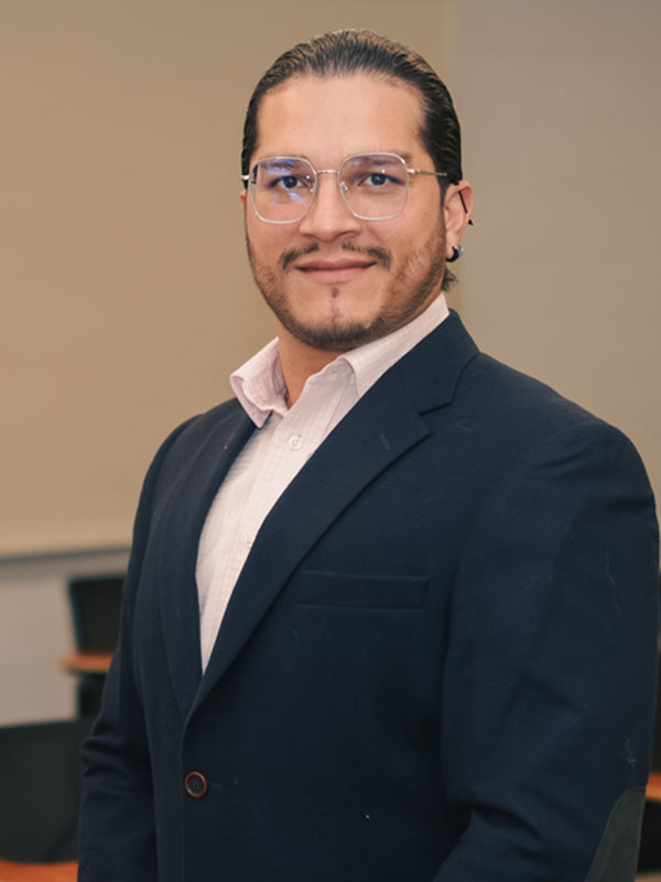 Assistant Professor Henry Ruiz