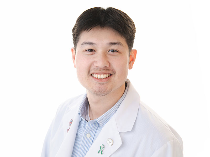 Portrait of New York Tech medical student Jac Lun Lin