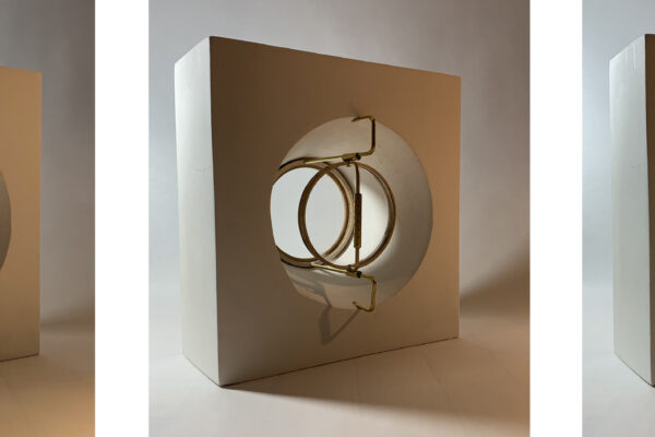 Architecture block with opening in middle