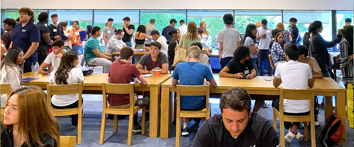 Pictured: New Student Orientation's August session on the Long Island campus. Students visited New York Tech&rsquo;s Long Island and New York City&rsquo;s campuses, where they made new friends, familiarized themselves with campus, and learned valuable insight from their orientation leaders.