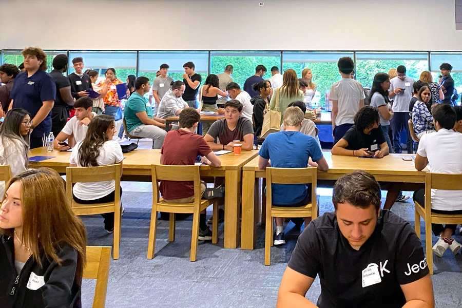 Pictured: New Student Orientation's August session on the Long Island campus. Students visited New York Tech&rsquo;s Long Island and New York City&rsquo;s campuses, where they made new friends, familiarized themselves with campus, and learned valuable insight from their orientation leaders.