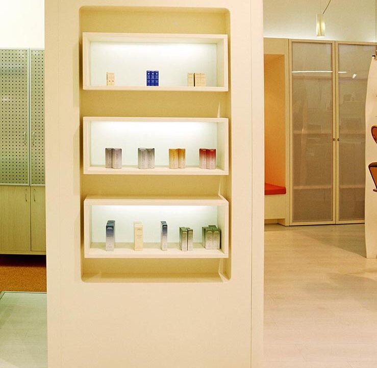 Wall Furniture Design of Hair Salon in Verona, Italy