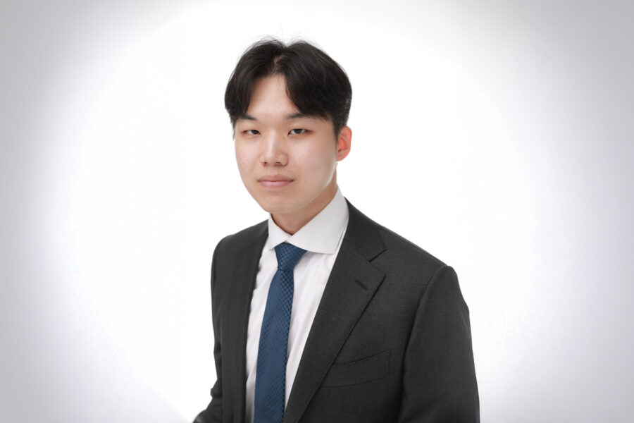 Portrait of Alex Lee