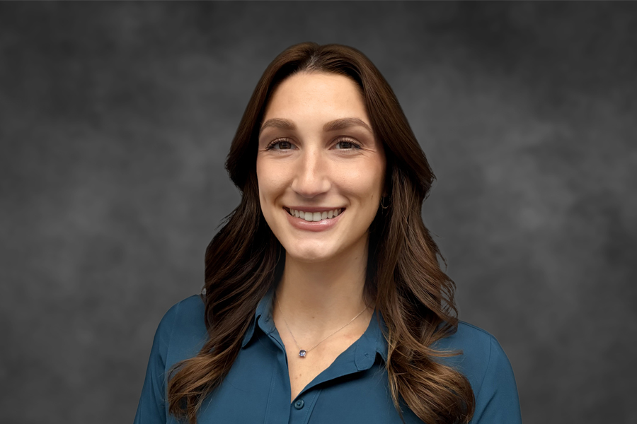 Portrait of Ariana Falletta