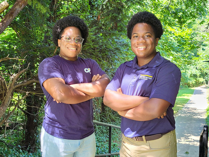Portrait of T'ron and D'ron Strapp